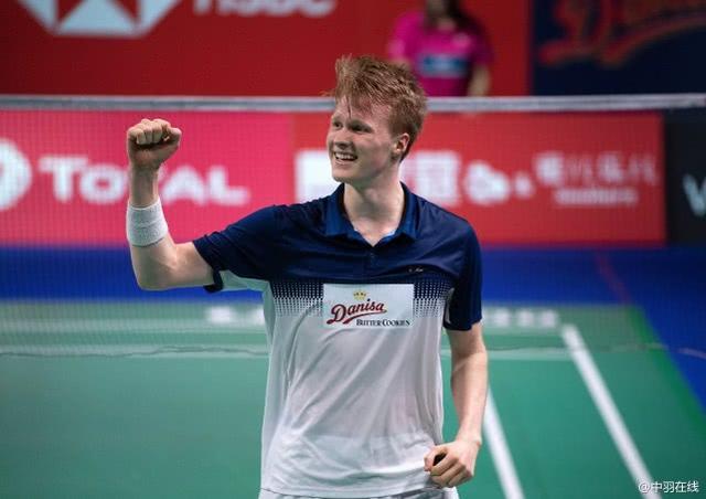 則平添了些 則平添了些