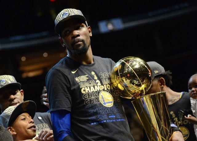 科比日不仅 科比日不仅